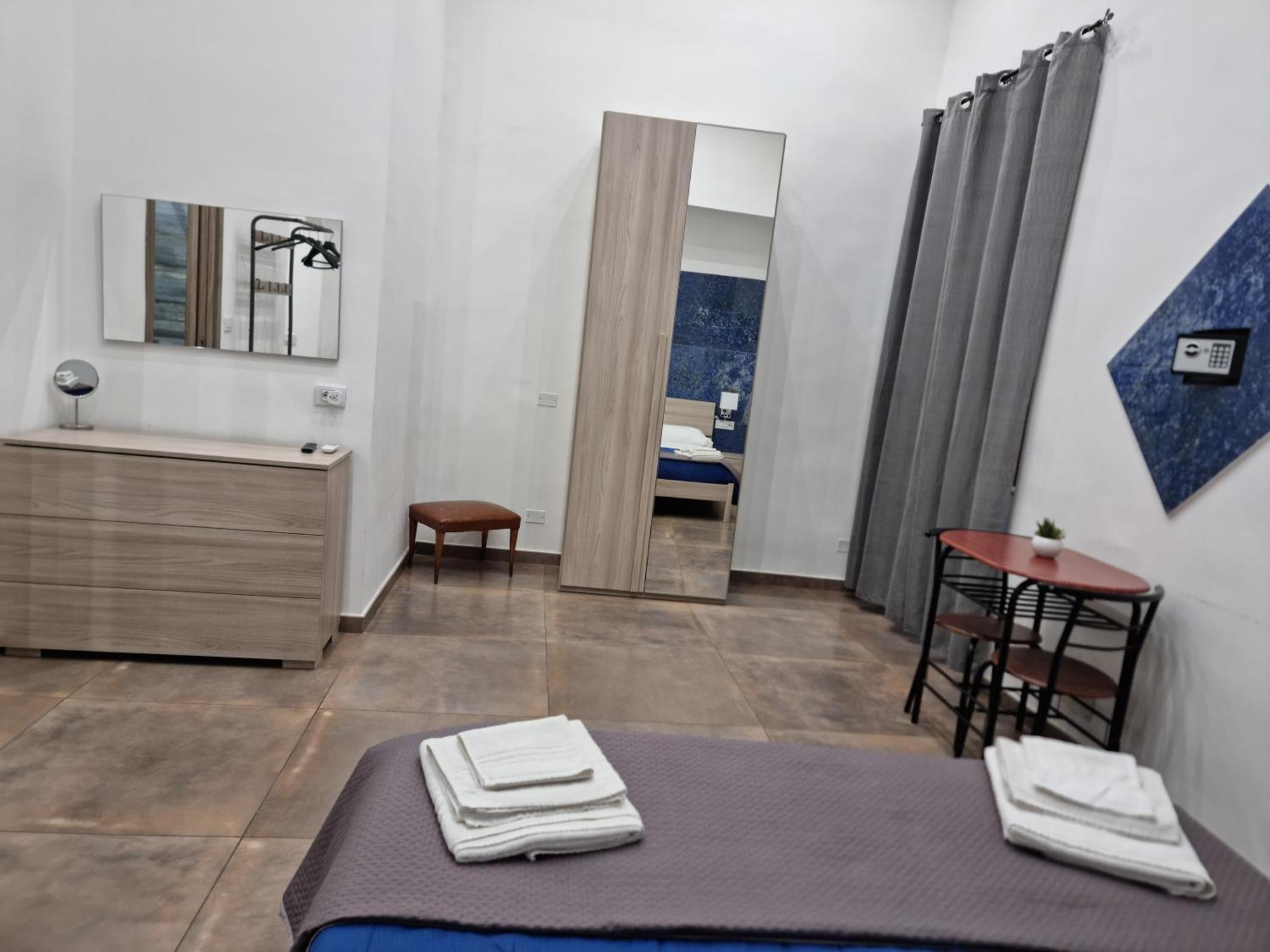 Bed & Breakfast El Corazon De ,centro Storico 2*